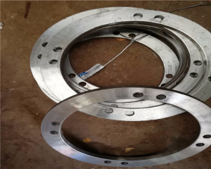 法蘭生產(chǎn)廠家為用戶定做的設(shè)備配套法蘭